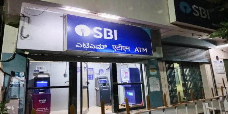 கர்நாடகா SBI-யில் ரூ.21 கோடிக்கு மேல் தங்கம் மற்றும் பணம் திருட்டு…