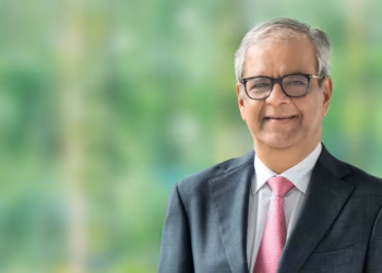 கோடக் மஹிந்திரா வங்கியின் அசோக் வாஸ்வானி பதவி விலக முடிவு