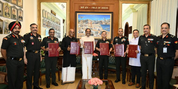 டிஜிட்டல் மாற்றத்திற்காக Zoho-வுடன் ஒப்பந்தம் செய்த இந்திய ராணுவம்…